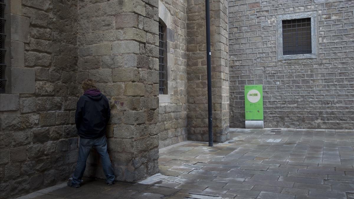zentauroepp24698082 barcelona 13 01 2013 problematica con la escasez de urinario170722104457 zentauroepp24698082 barcelona 13 01 2013 problematica con la escasez de urinario170722104457