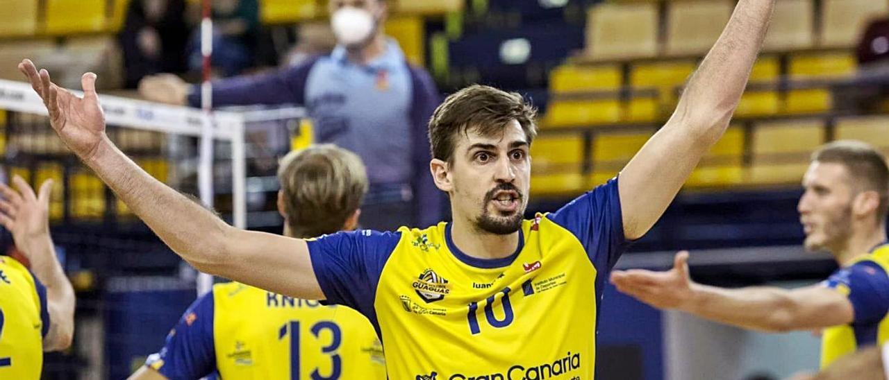 Jorge Almansa, durante un partido de la presente temporada en el Centro Insular de Deportes. | | LP/DLP