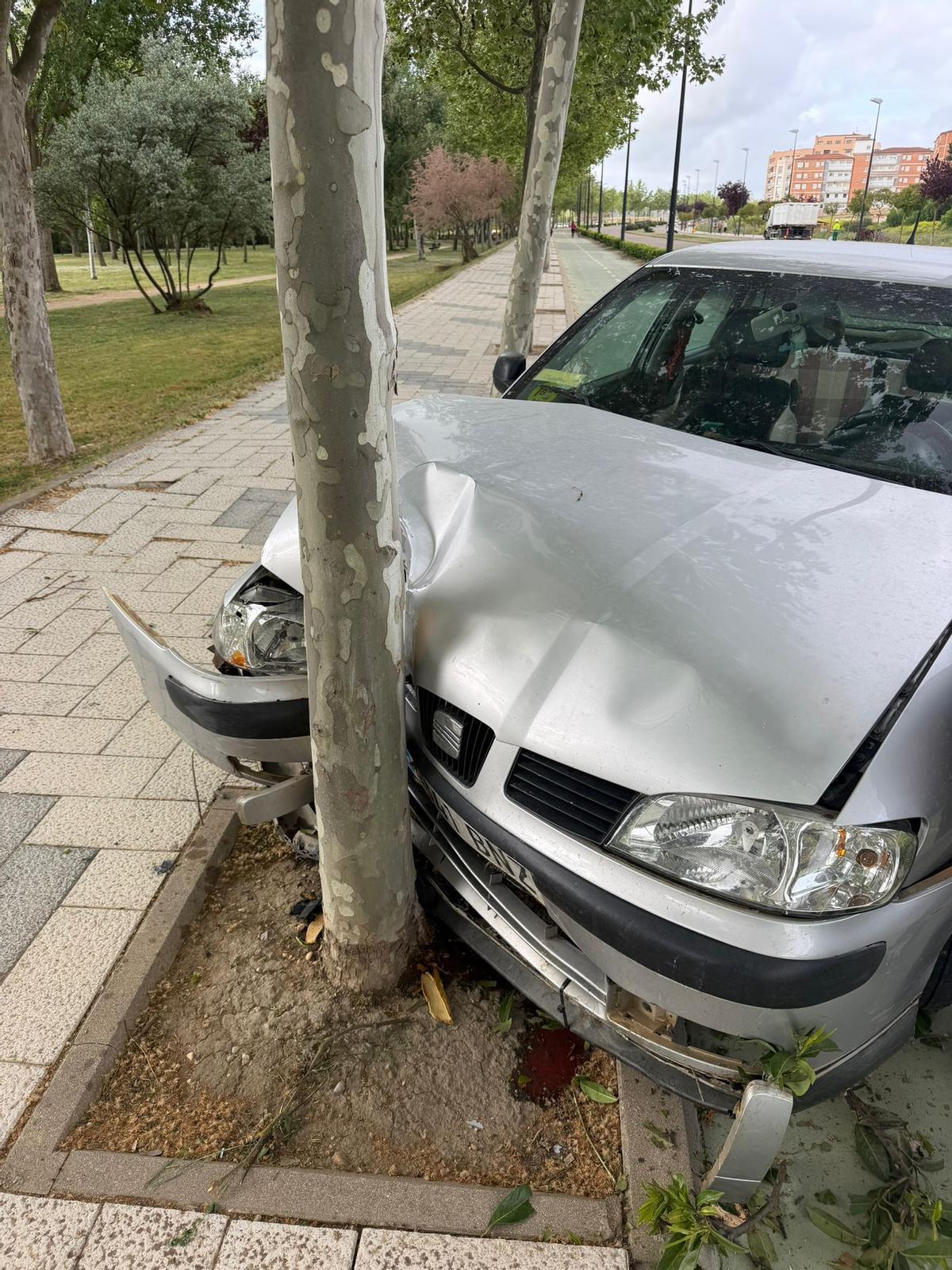 Estado en el que quedó el vehículo en La Aldehuela.