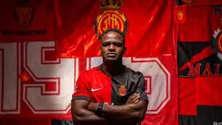 El Mallorca oficializa el regreso de Luvumbo: "No dudé en volver"