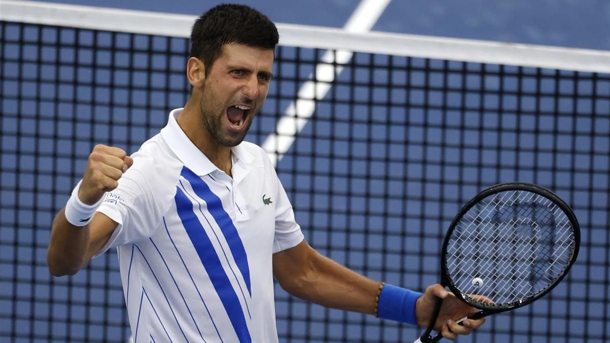 Djokovic celebra el triunfo ante Raonic en el Masters 1000 de Cincinnati.