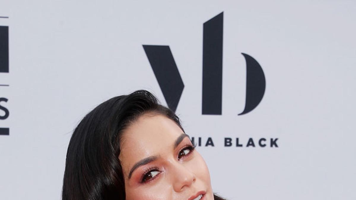 Billboard Music Awards 2017: Vanessa Hudgens en la alfombra roja de Marchesa