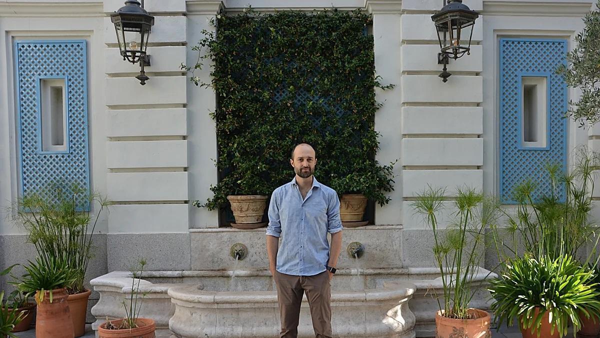 El escritor Michele Ruol, autor de 'Inventario de lo que queda cuando el bosque arde'.