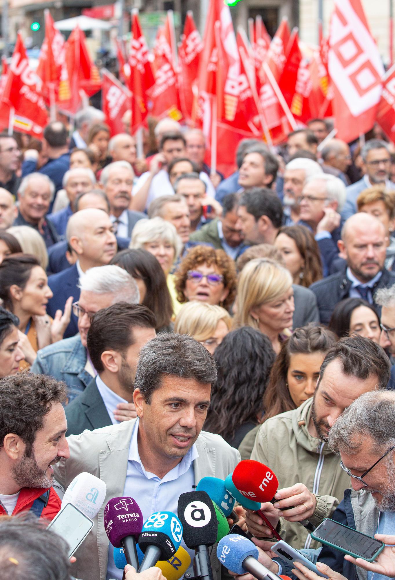 Concentración para reclamar una financiación justa para la provincia de Alicante