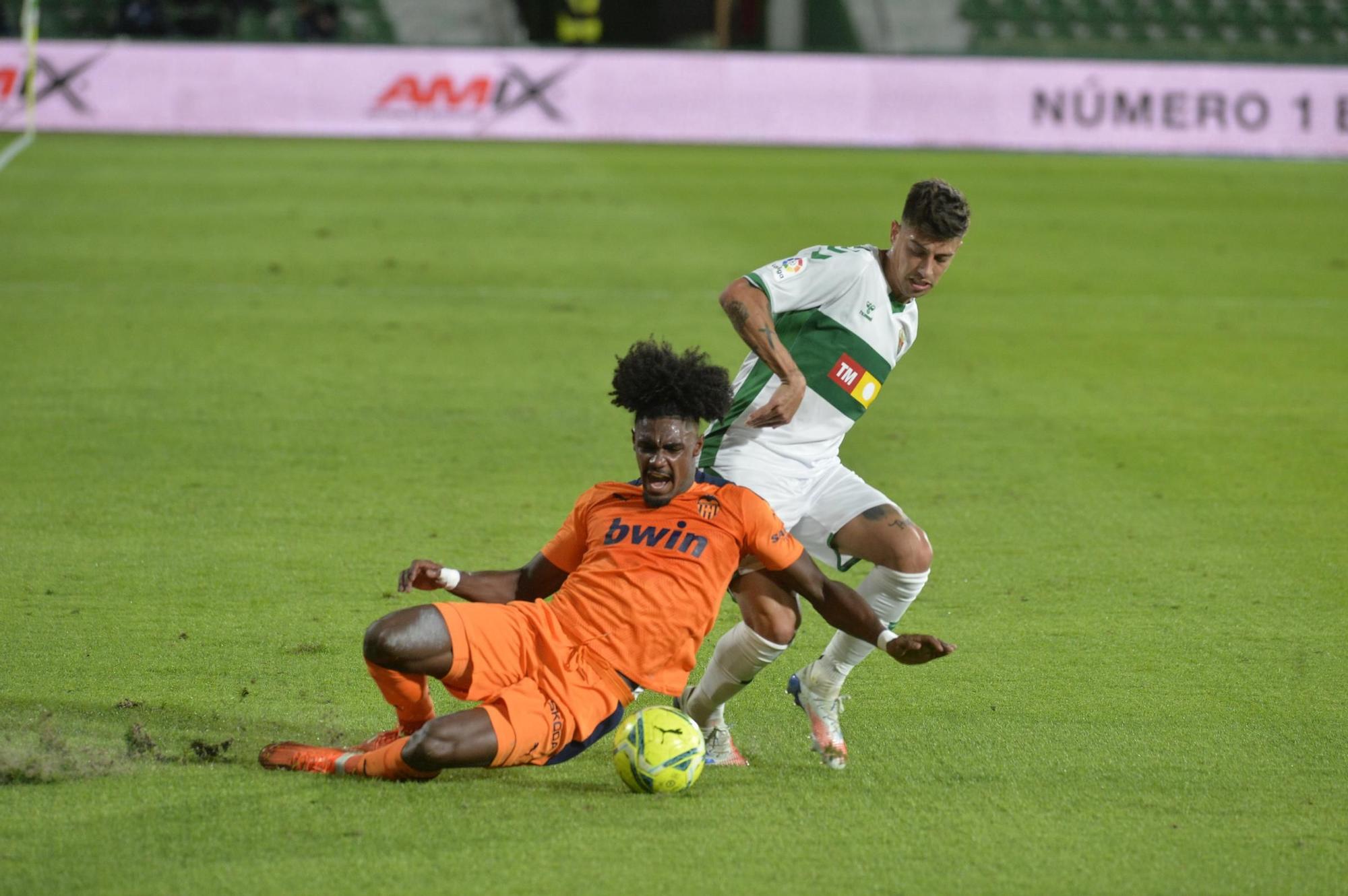 Elche CF - Valencia: Las imágenes del partido