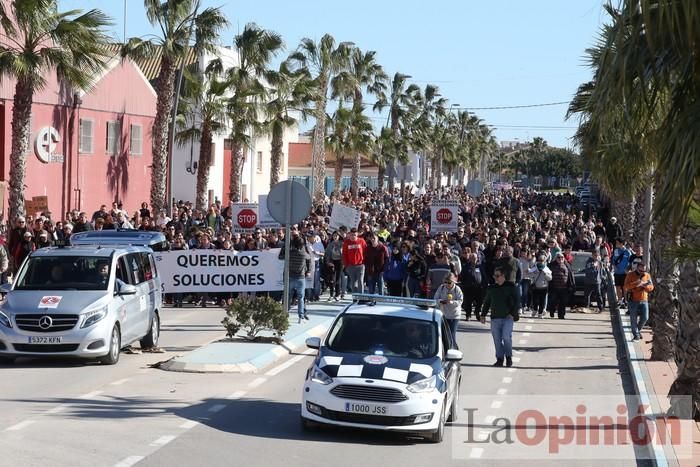 Los Alcázares se echa a la calle para exigir soluciones a las inundaciones