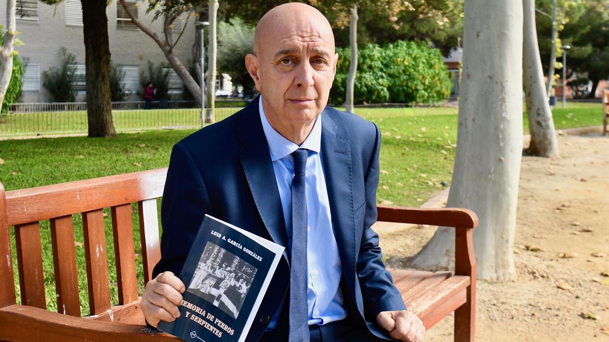 Luis Alberto García, comisario de Policía Nacional en los años de plomo, este viernes en Murcia.