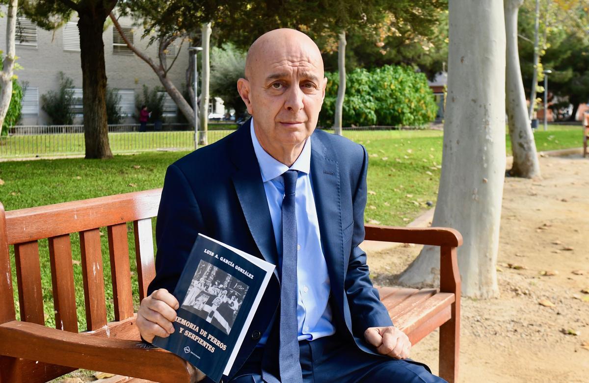 Luis Alberto García, comisario de Policía Nacional en los años de plomo, este viernes en Murcia.