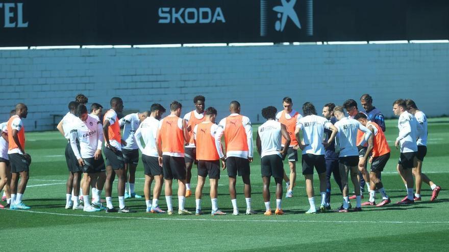 El Valencia CF se aferra al &#039;talismán&#039; de las Fallas para seguir sumando