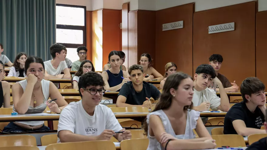 Cae la cifra de aprobados en Selectividad