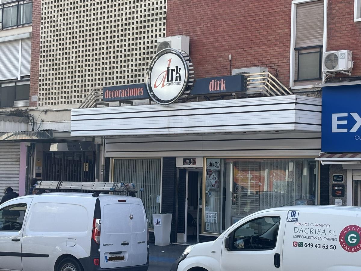 Fallada de Decoraciones Dirk, comercio histórico malagueño situado en calle Santa Marta.