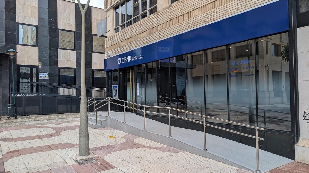 La renovada oficina de CBNK, situada en la avenida de Andalucía de Málaga.