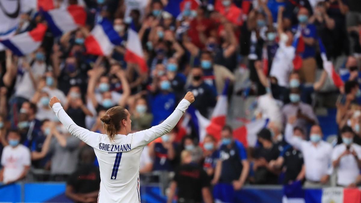 Antoine Griezmann festejando un gol con Francia en el Stade de France