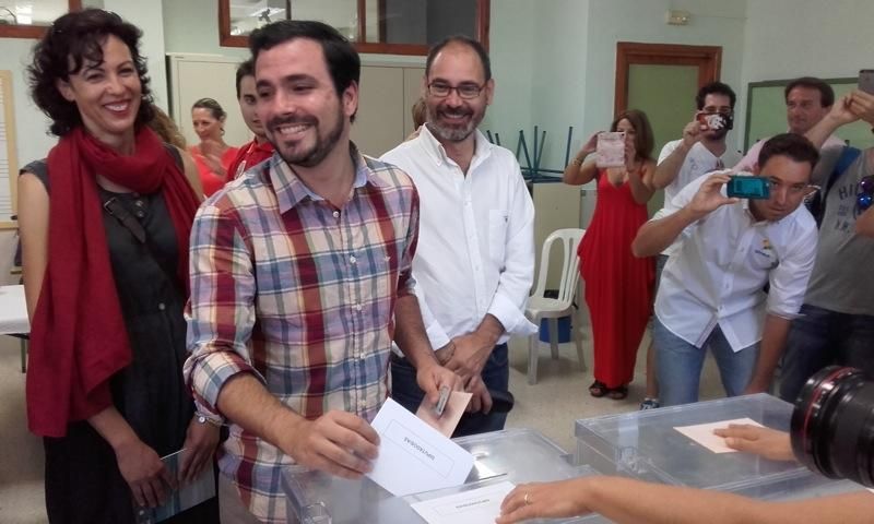 26J | Los políticos malagueños acuden a votar