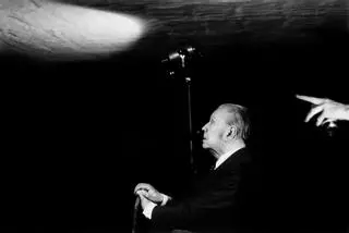 El Madrid que Borges nunca olvidó: de una pensión en Sol a las noches de tertulia que inspiraron sus versos