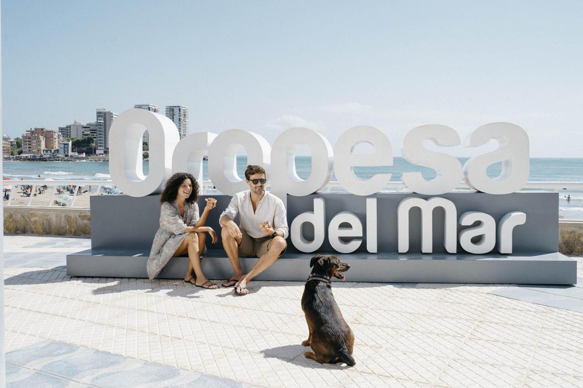 Oropesa del Mar es sinónimo de sol y playa y ello le permite ser un destino ideal para cualquier época del año.