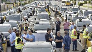 Marcha lenta de taxistas en Barcelona, el pasado septiembre