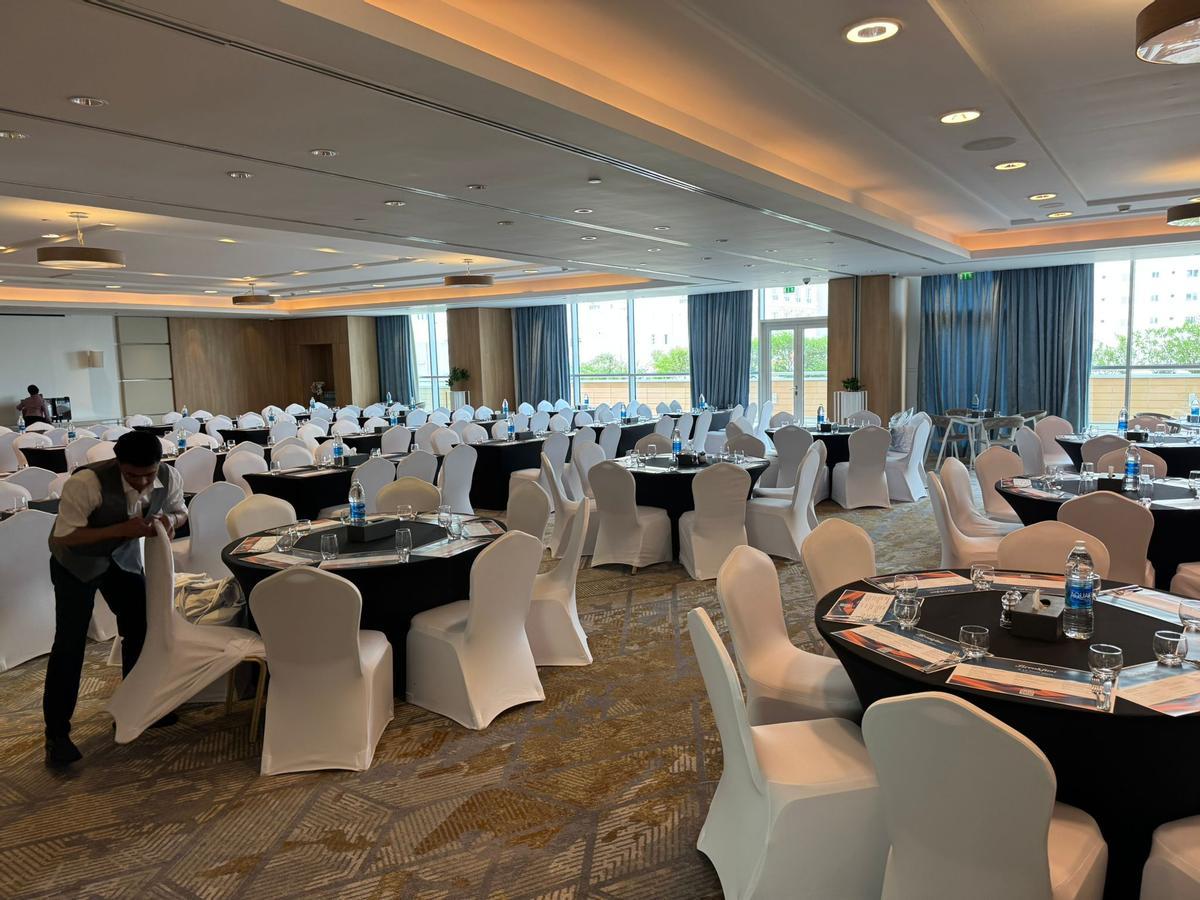 Espacio habilitado como comedor en el hotel en el que está el empresario alicantino.