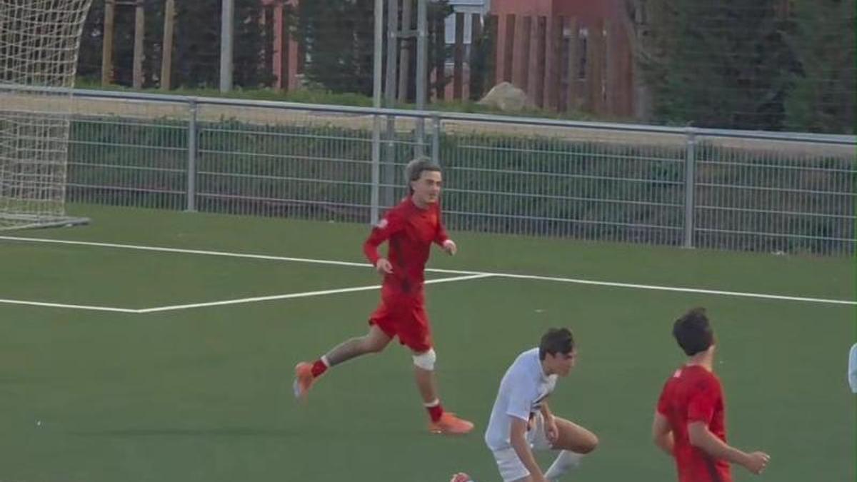 Así juega el extremo Álex González, del CF Damm