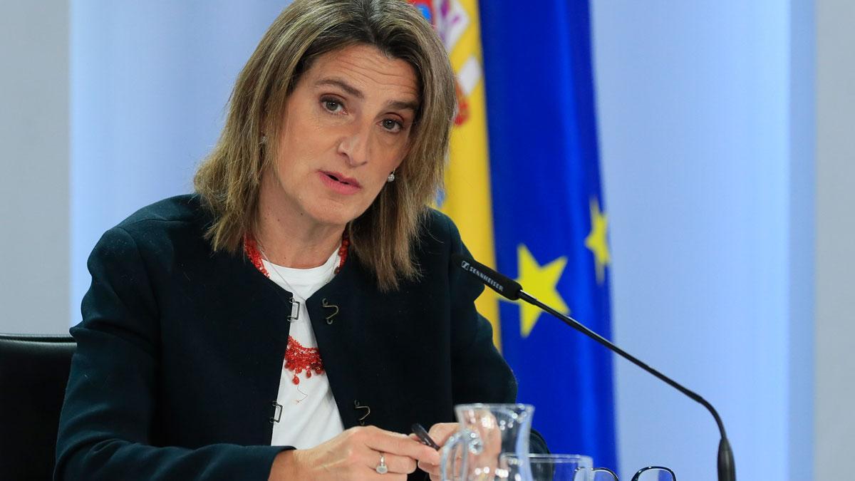 El Gobierno aprueba el tope al gas para bajar el precio de la electricidad. En la foto, la ministra Teresa Ribera.