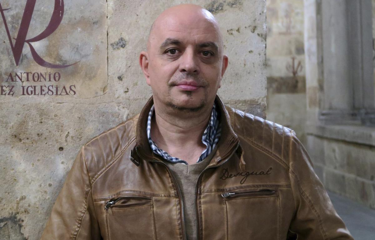 El escritor salmantino Juan Antonio González Iglesias