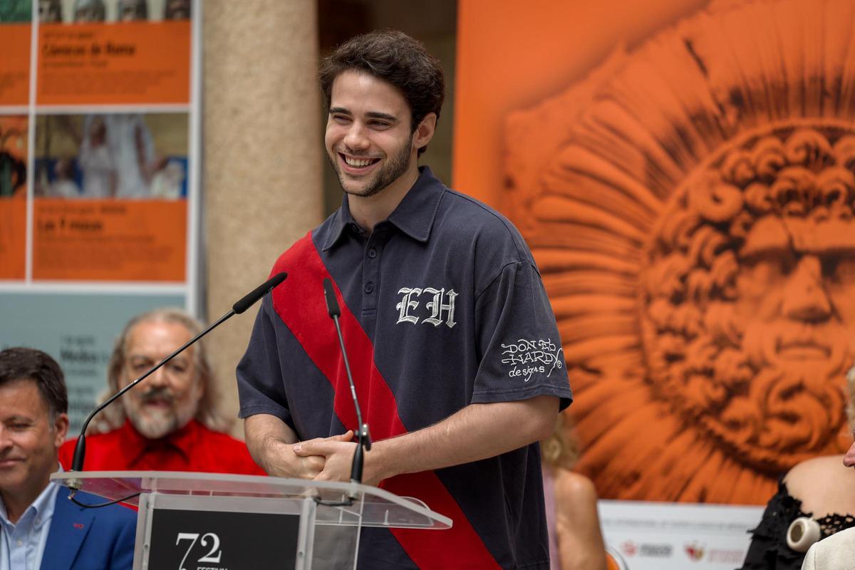 Julio Peña en la presentación de 'Fedra, en los infiernos' en Mérida.