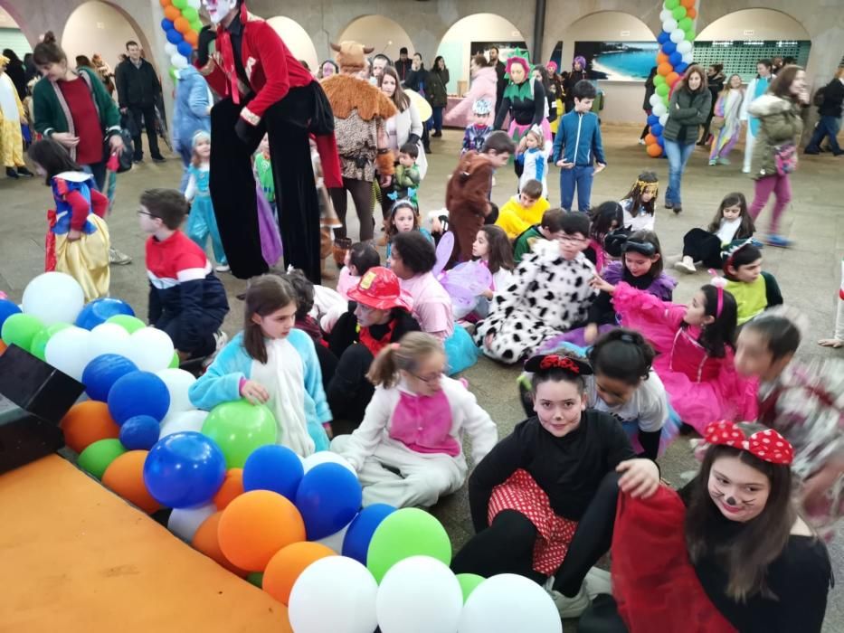 Carnaval en Galicia 2019 | Marín celebra su entroido infantil