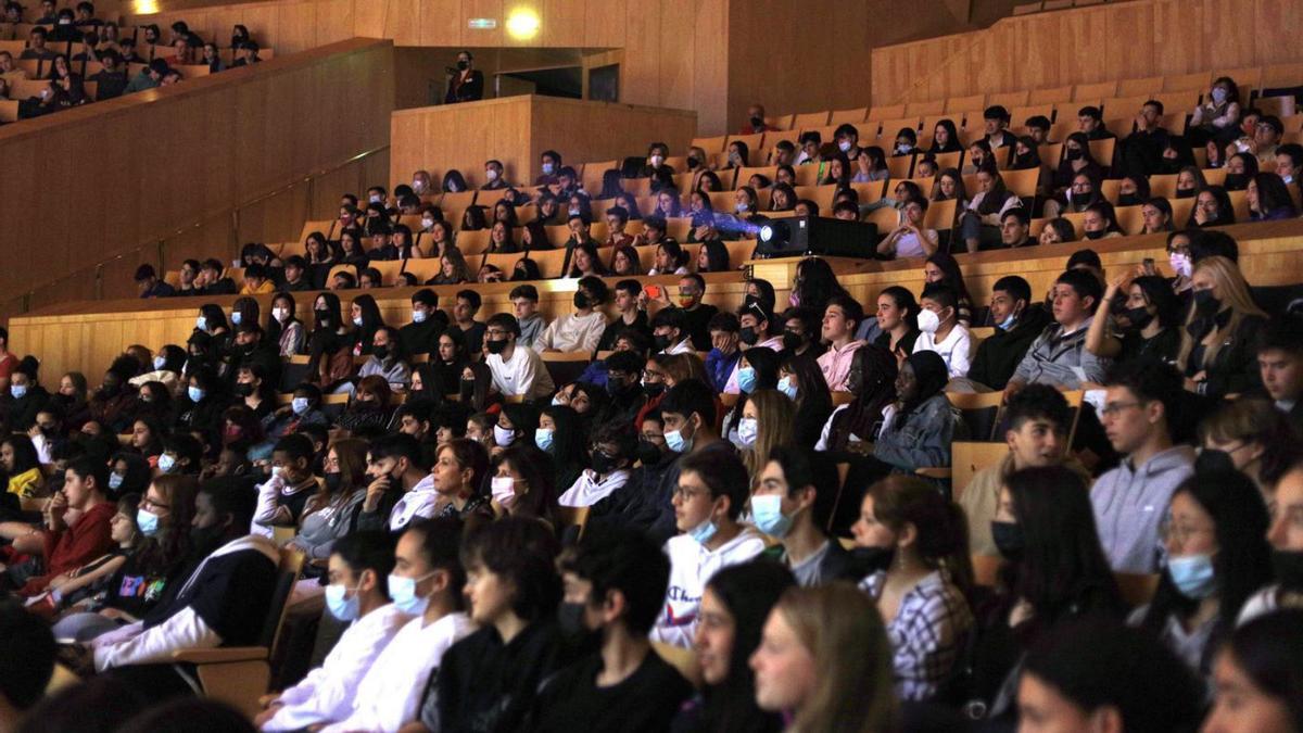 El Premio Criticón celebra su gala final en el Auditorio de Zaragoza.