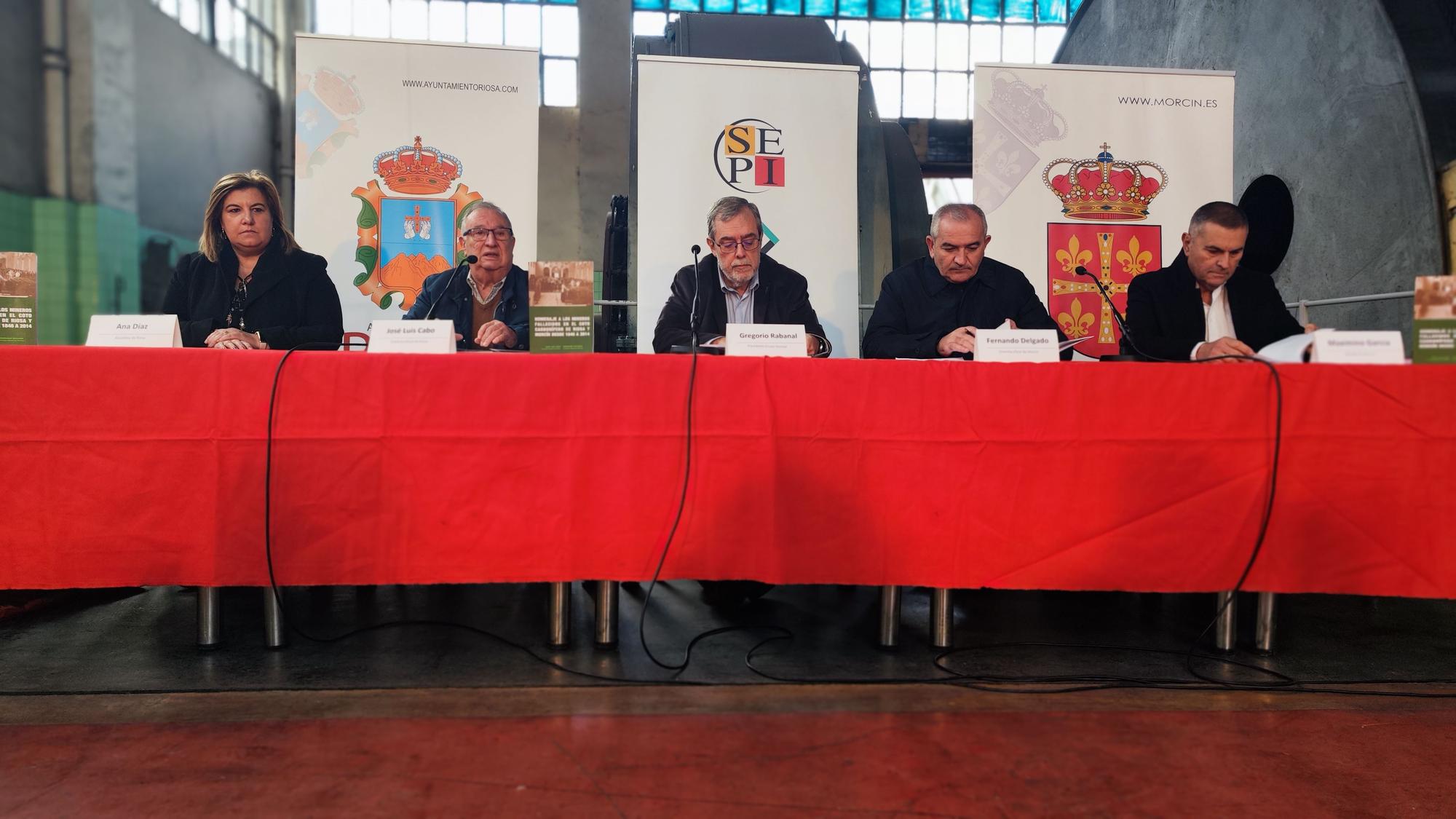 La presentación del libro homenaje a los mineros, en imágenes