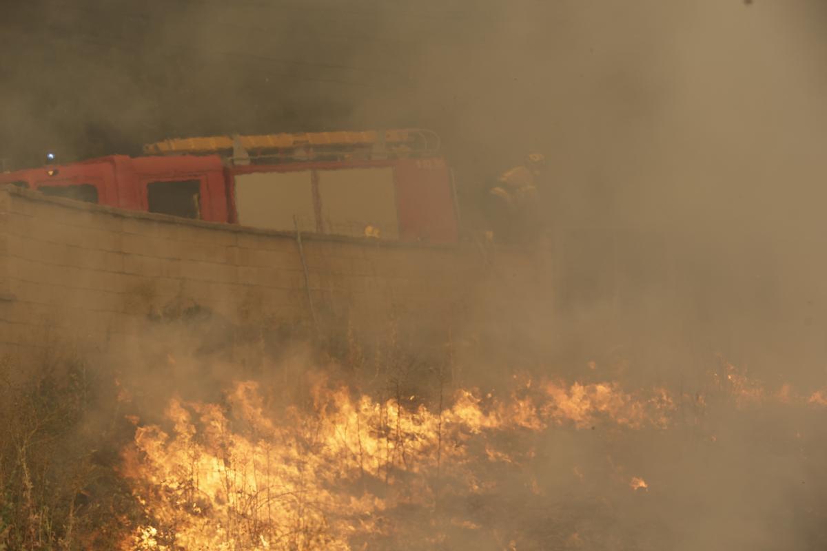 El incendio en El Pont de Vilomara, en imágenes