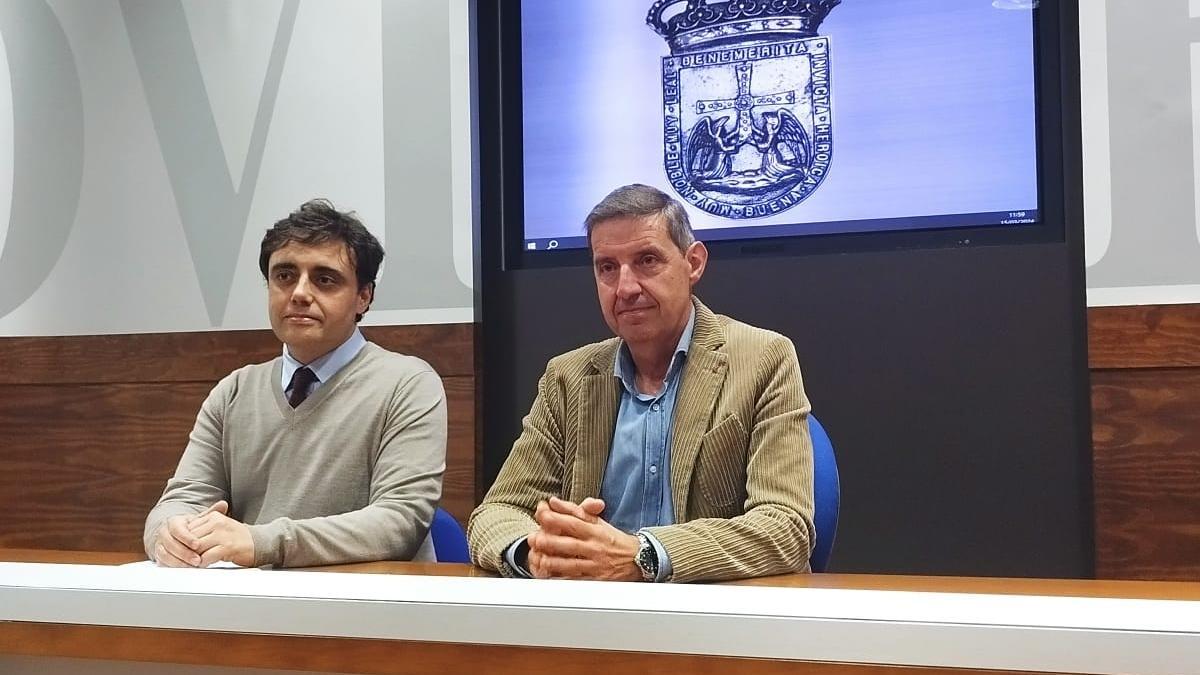 Por la izquierda, Javier Ballina y Carlos Fernández Llaneza.