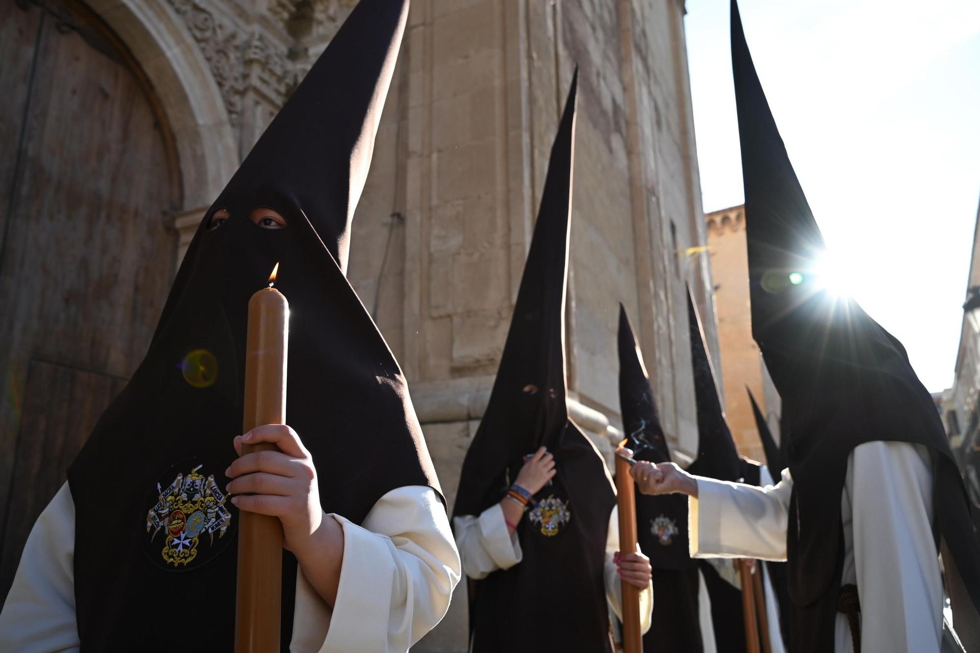 Las mejores imágenes del Martes Santo en Elche