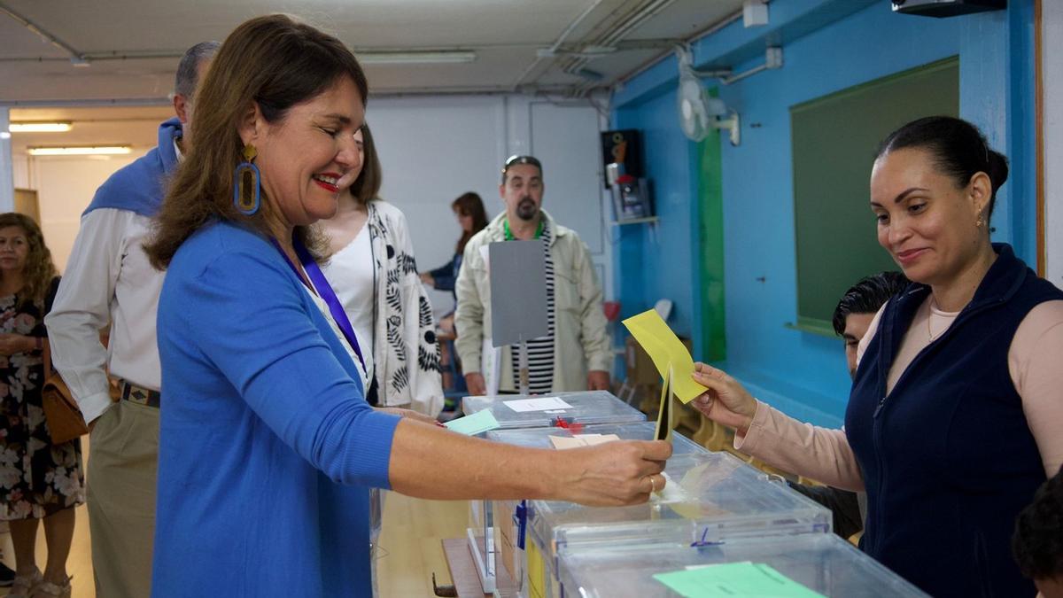 Jimena Delgado pide votar a los grancanarios pese a la &quot;resaca&quot; del ascenso.