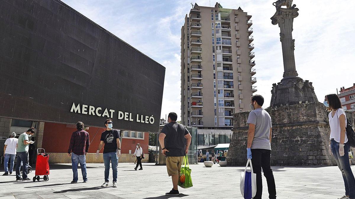 El Mercat del Lleó està inclòs a la  campanya «Estimo el meu mercat».    | ANIOL RESCLOSA