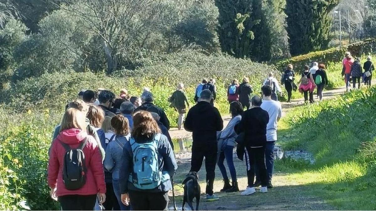 Ruta senderista del PSOE de Cáceres.