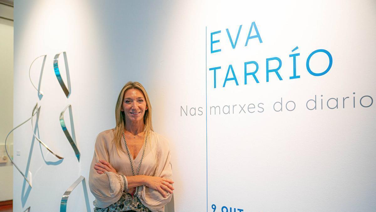 Eva López Tarrío, en la inauguración de una exposición suya. te