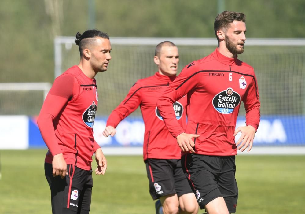 El Dépor prepara el partido de Oviedo