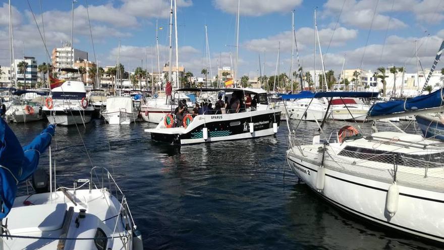 El proyecto se presentó ayer en el puerto deportivo de Lo Pagán, en San Pedro del Pinatar.