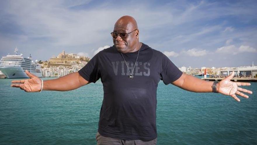 El famoso dj, productor y promotor de la fiesta ´Carl Cox Revolution. The Final Chapter´ presenta hoy su nueva fiesta en Space con la que quiere hacer historia.