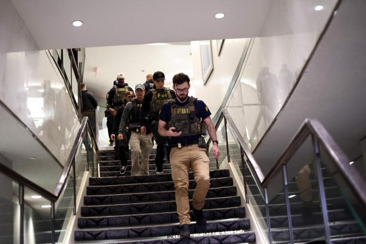 Trump, evacuado ileso de la cena de corresponsales de la Casa Blanca tras un intento de atentado.