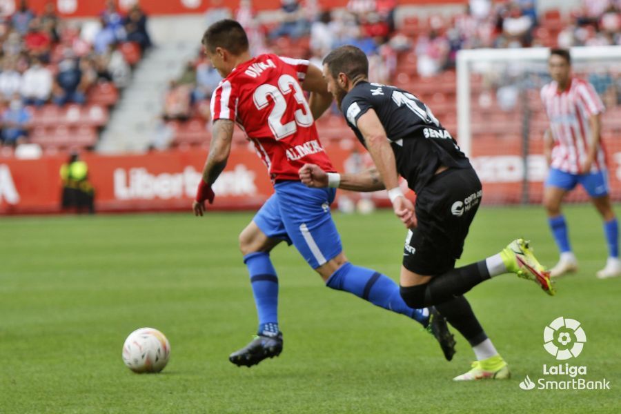 Liga Smartbank 2021/2022 I Partido entre el Sporting y el Málaga CF en El Molinón