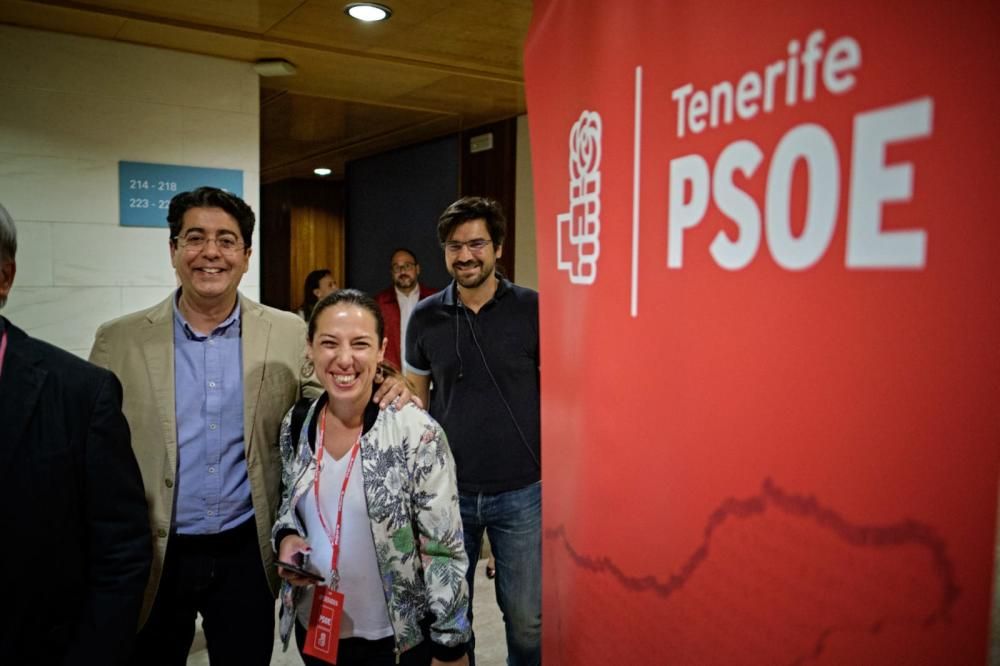 El PSOE celebra en Tenerife los resultados del 28A