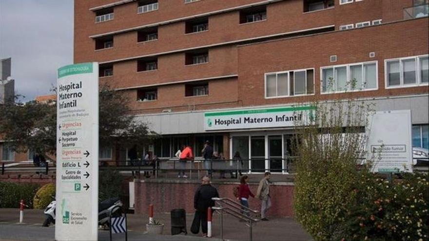 Hospital materno Infantil de Badajoz, donde el menor ha permanecido ingresado 11 días.