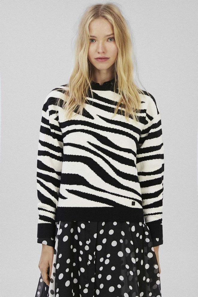 Jersey de lana merino 'animal print' en blanco y negro de Carolina Herrera