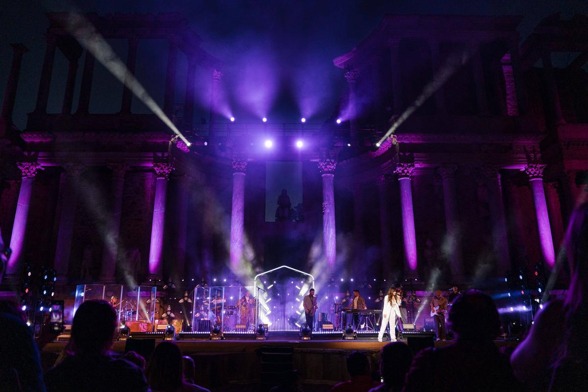 Fotogalería | Así fue el concierto de Vanesa Martín en el Teatro Romano de Mérida