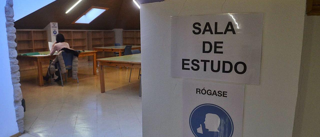 Actuales instalaciones de la biblioteca municipal, en Rey Daviña.