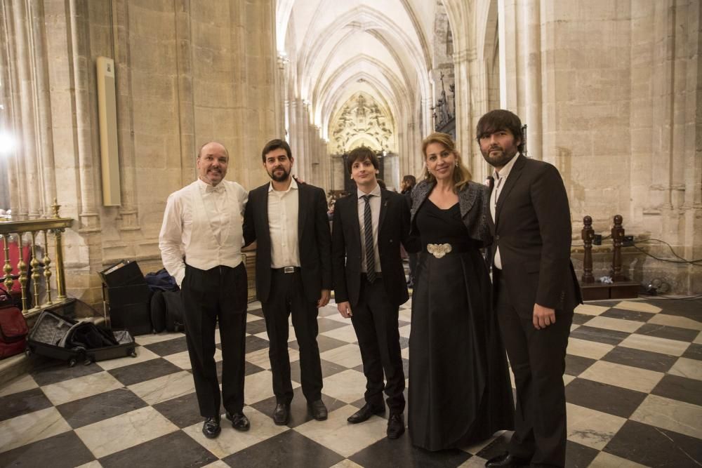 Concierto de Navidad de la orquesta de la Universidad de Oviedo en la Catedral