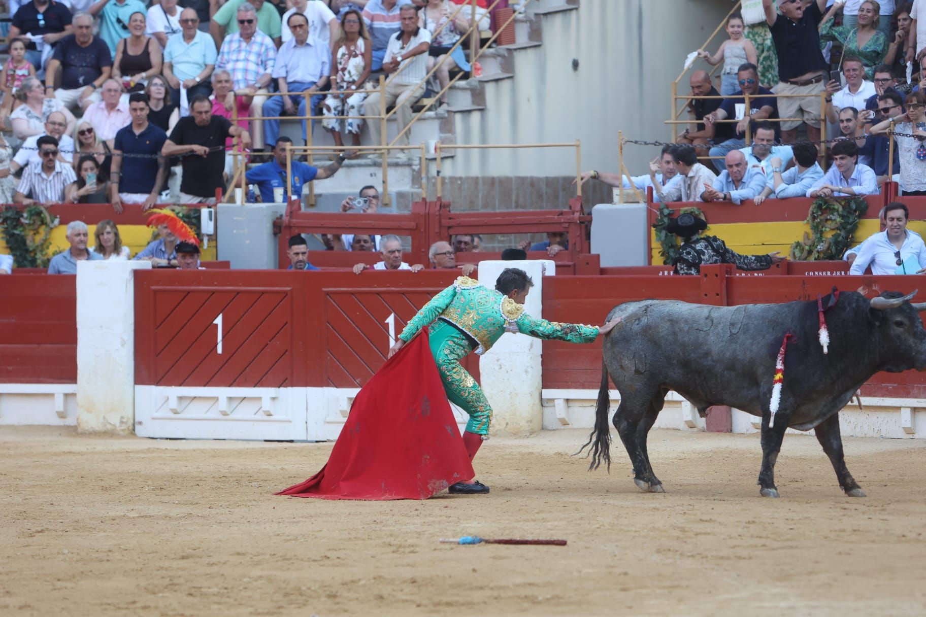 Así ha sido la tarde de Toros de Victorino Martín para Manuel Escribano, en solitario, en Alicante