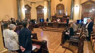 El PP de A Coruña pedirá en el pleno ceder más parcelas municipales a la Xunta para vivienda y el BNG reclama que el Concello gestione los fondos de la zona tensionada