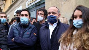 200 persones impedeixen un acte del PP a Vic